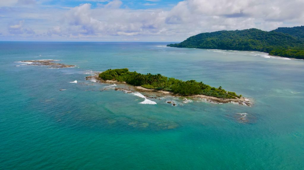 Aerial view of Isla Cementerio
