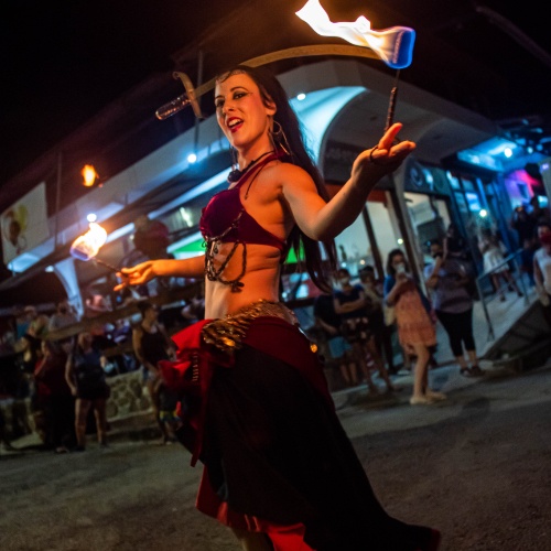 Bellydancer with fire at firewhow